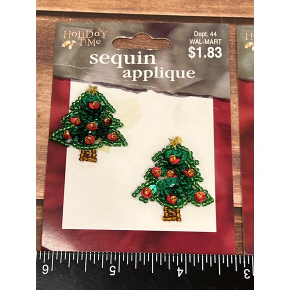 2 Holiday Time Sequin Applique Wreath Poinsettia Christmas Tree EMBELLISHMENT - Picture 4 of 5